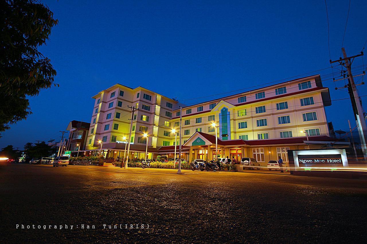 Ngwe Moe Hotel Моламяйн Екстериор снимка