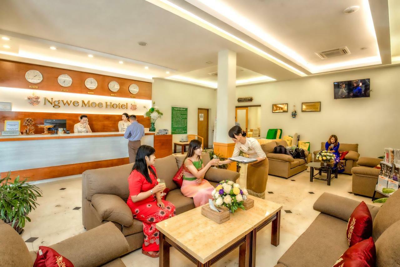 Ngwe Moe Hotel Моламяйн Екстериор снимка